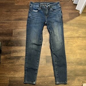 American Eagle Outfitters Women's Dark Blue Skinny Jeans